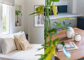 Premium Apartments in Paleo Faliro