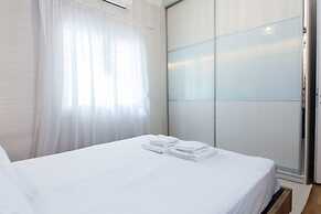 Beautiful 2 bedrooms apt at Filothei