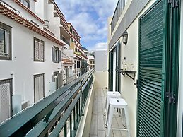 Cosy Central by Atlantic Holiday