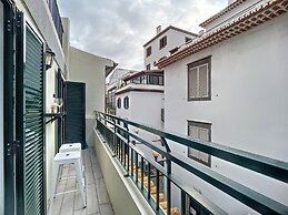 Cosy Central by Atlantic Holiday