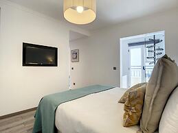 Cosy Central by Atlantic Holiday