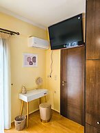 Villa Aitheras - Mountain View & Garden