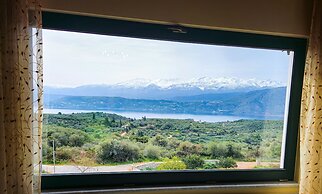 Villa Aitheras - Mountain View & Garden