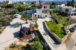 Villa Aitheras - Mountain View & Garden