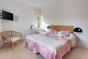 Sitges Beach Hostal