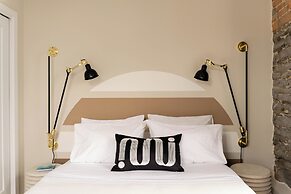 Maison Place Royale by Luxury In Transit