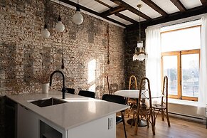 Maison Place Royale by Luxury In Transit