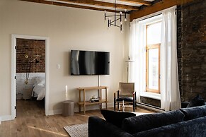 Maison Place Royale by Luxury In Transit