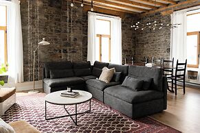 Maison Place Royale by Luxury In Transit