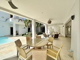 Unique Moroccan Style Villa in Golf Beach Resort