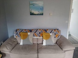 Cozy Courtyard Apt, Explore & Relax, Free Parking