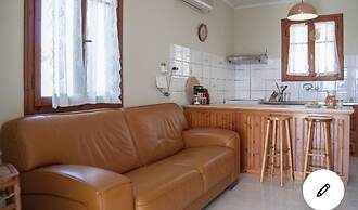 Villa Delphia One Bedroom Traditional House