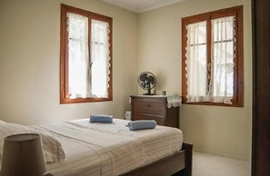 Villa Delphia One Bedroom Traditional House