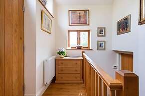 Dove Lodge in Painswick