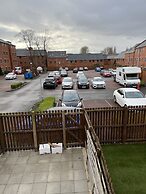 Entire Captivating 2-bed House in Manchester