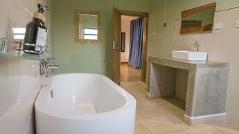 The Nkhosi Livingstone Lodge and Spa