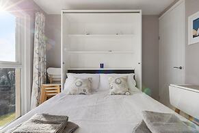 Freshwater Bay - Sea View Apartment