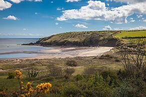Freshwater Bay - Sea View Apartment