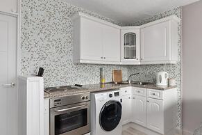 Freshwater Bay - Sea View Apartment