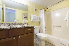 Island Winds West by Brett/Robinson Vacations