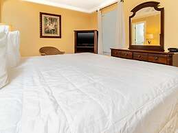 Island Winds West by Brett/Robinson Vacations