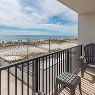 Island Winds West by Brett/Robinson Vacations