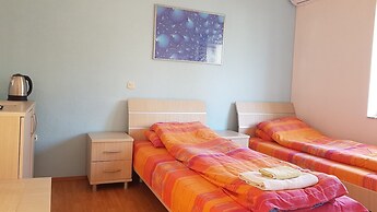 Luccia Apatments-Villa Laguna - Hostel