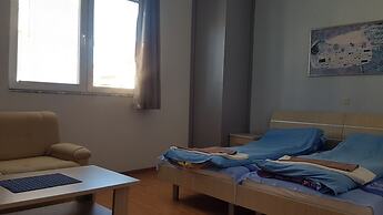 Luccia Apatments-Villa Laguna - Hostel