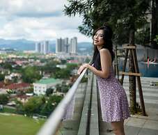 Pavilion Embassy Suites KL by Perfect Host