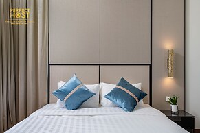 Pavilion Embassy Suites KL by Perfect Host