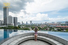 Pavilion Embassy Suites KL by Perfect Host