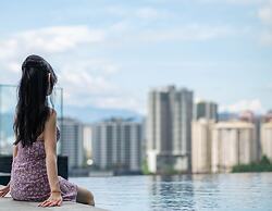 Pavilion Embassy Suites KL by Perfect Host