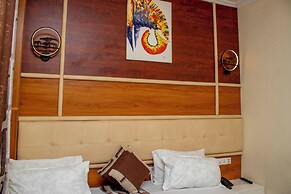 Jaden Hotel & Lounge