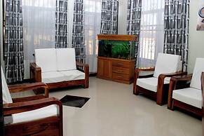 Jaden Hotel & Lounge
