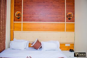 Jaden Hotel & Lounge
