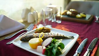 CITY POINT BEACH & SPA HOTEL