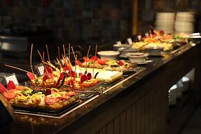 CITY POINT BEACH & SPA HOTEL