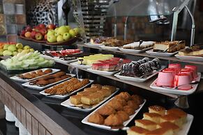 CITY POINT BEACH & SPA HOTEL