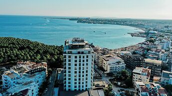 CITY POINT BEACH & SPA HOTEL