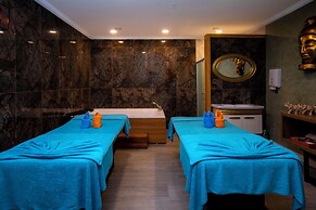 CITY POINT BEACH & SPA HOTEL