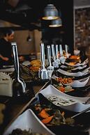 CITY POINT BEACH & SPA HOTEL