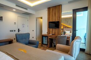 CITY POINT BEACH & SPA HOTEL