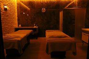 CITY POINT BEACH & SPA HOTEL