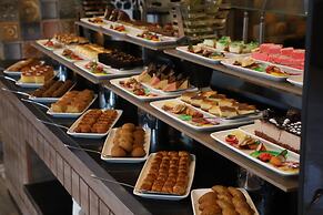 CITY POINT BEACH & SPA HOTEL