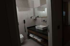 CITY POINT BEACH & SPA HOTEL