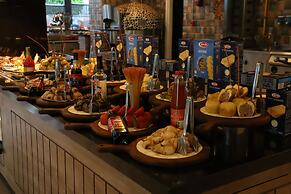 CITY POINT BEACH & SPA HOTEL