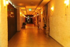 CITY POINT BEACH & SPA HOTEL