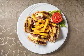 Hotel Le Confidentiel