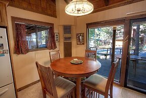 Sky Chalet 3 Bedroom Cabin by RedAwning