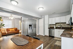 Beach Lair 3 Bedroom Townhouse by Redawning